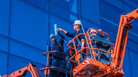 Windowpane Cleaning